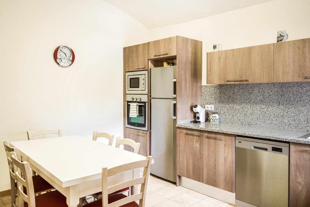 Janot Casa Con Jardin Cerca Del