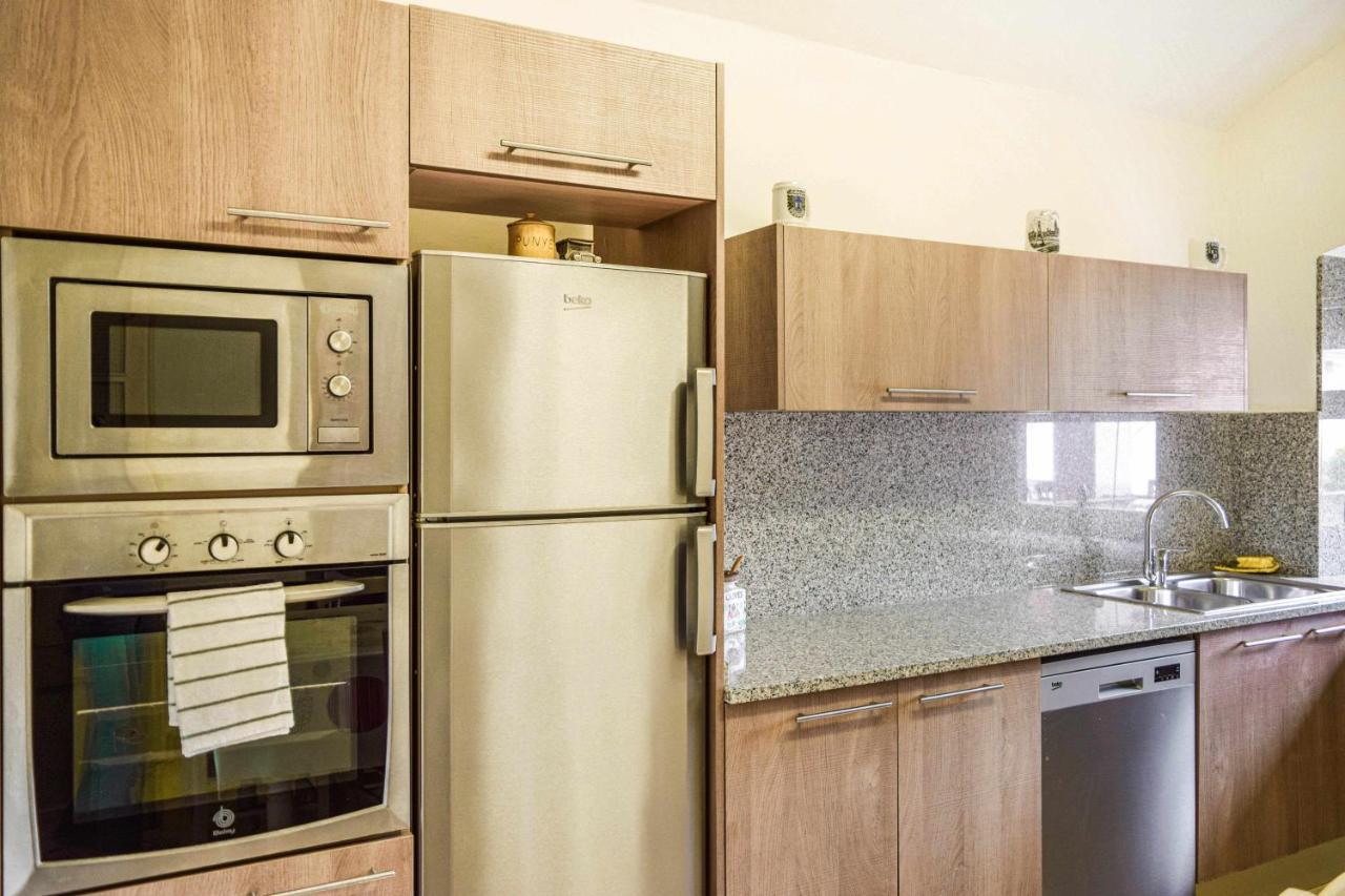 Janot Casa Con Jardin Cerca Del Holiday home *