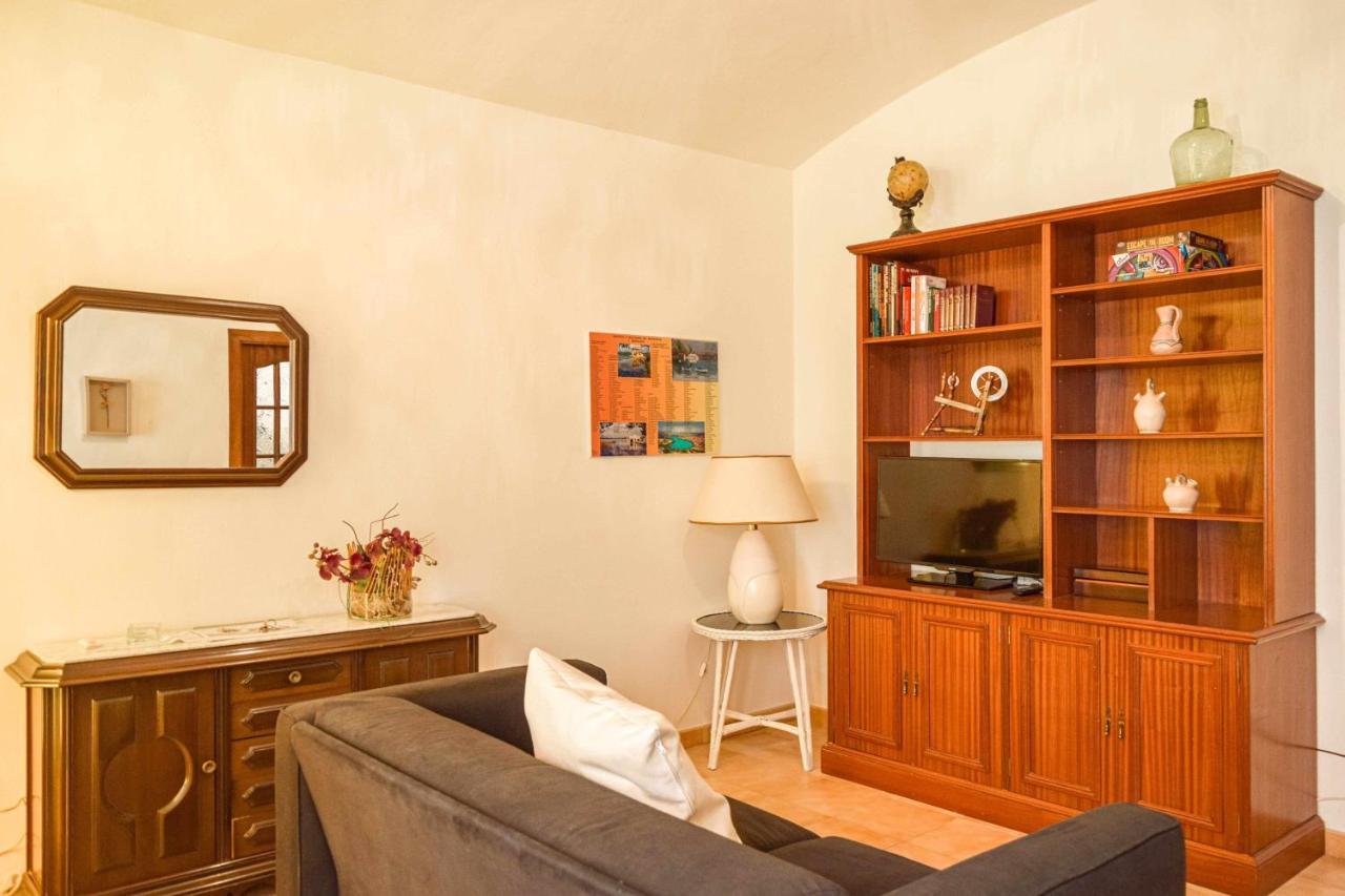 Janot Casa Con Jardin Cerca Del *