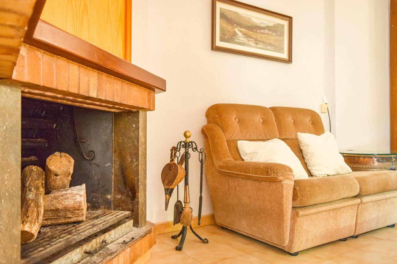 Holiday home Janot Casa Con Jardin Cerca Del Banyoles