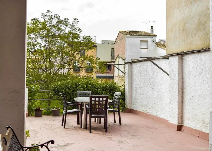 Can Janot Casa Con Jardin Cerca Del Lago